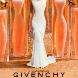 ORGANZA Givenchy🔴SALE